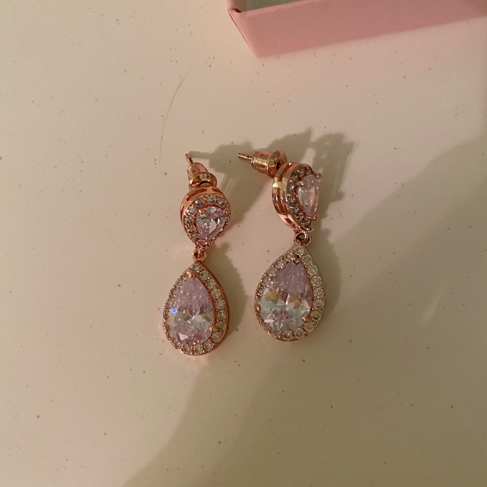💎 ROSE GOLD DIAMOND EARRINGS